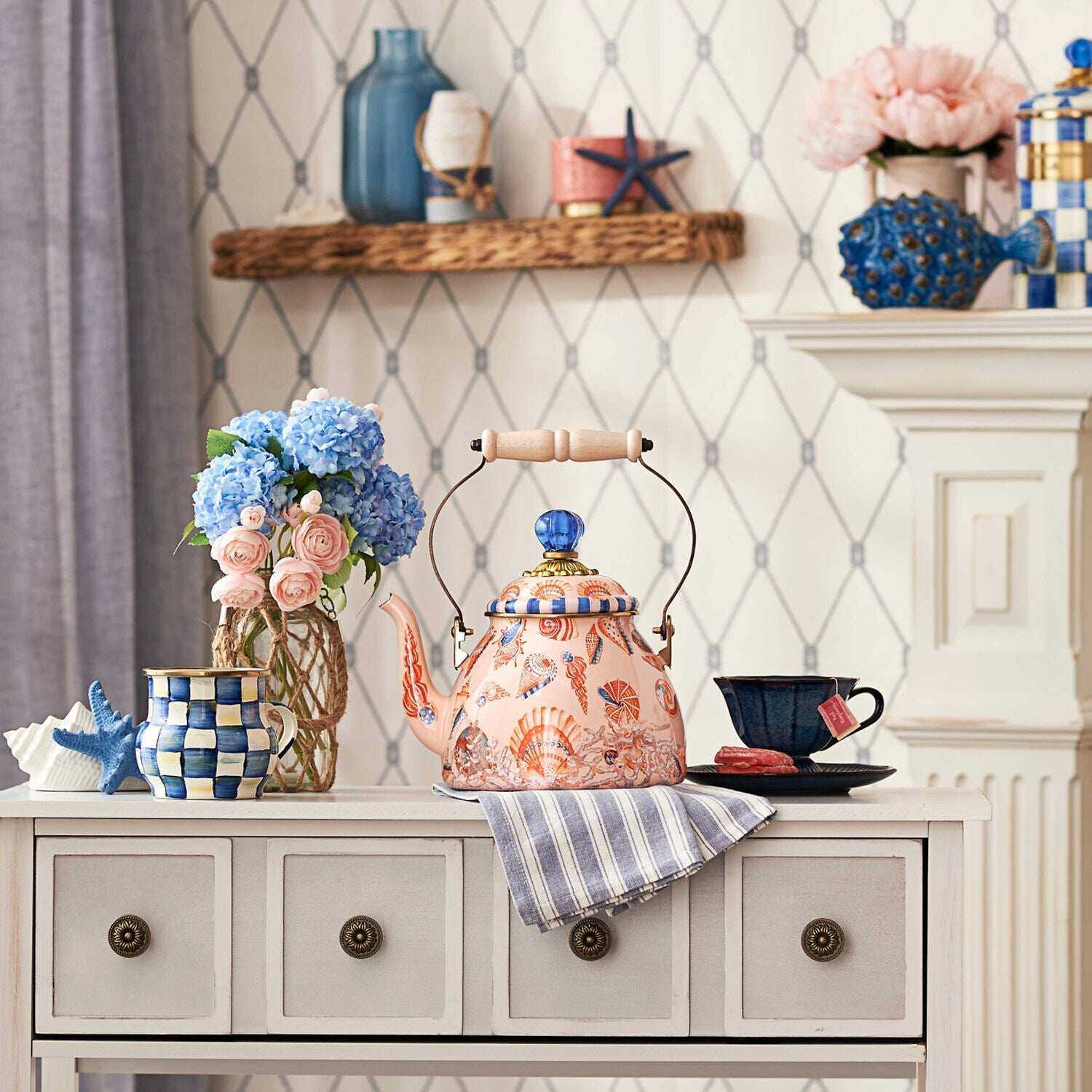 Coastal Shells 2 Quart Tea Kettle - 2024 Limited Edition