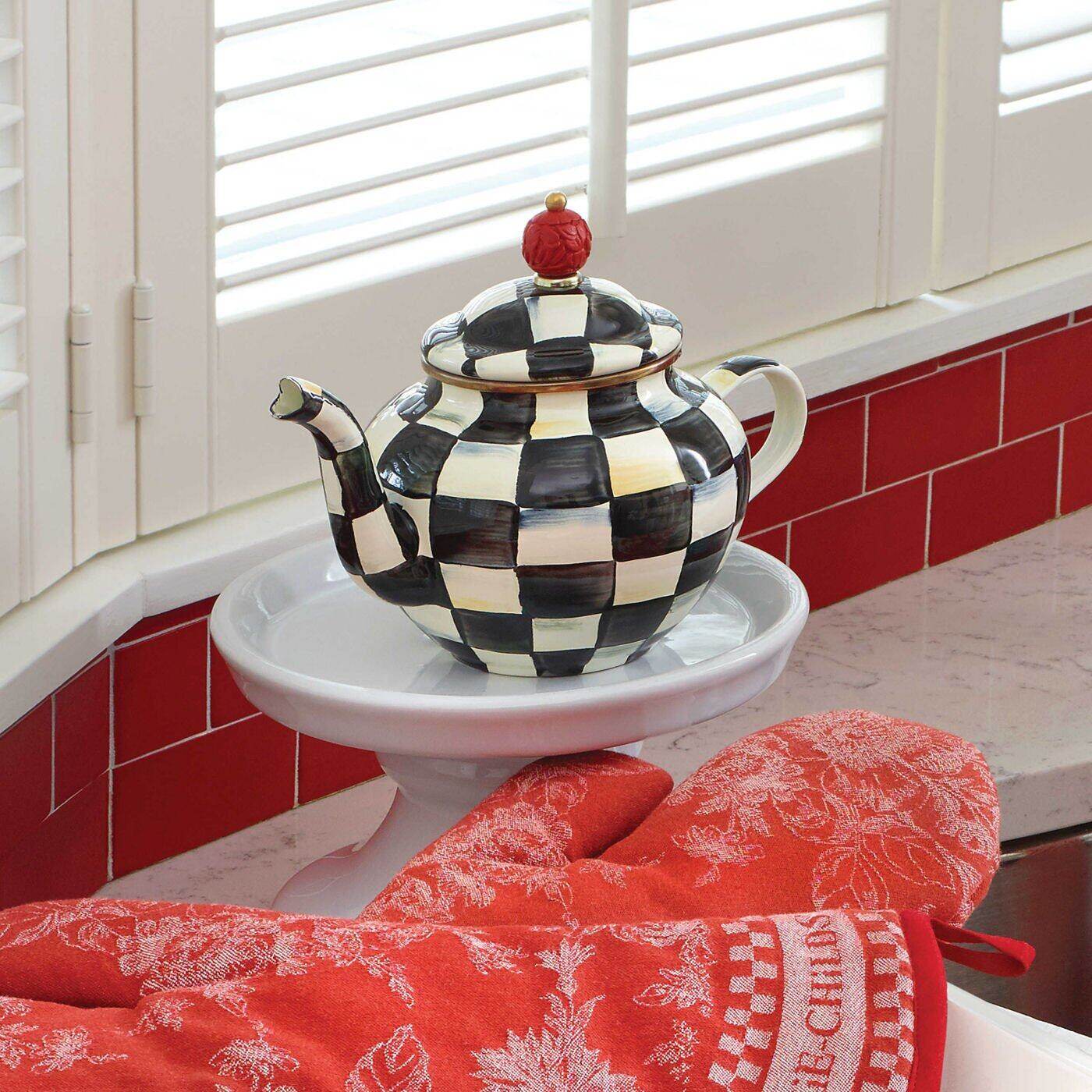 MacKenzie-Childs Courtly Check 4 Cup Teapot